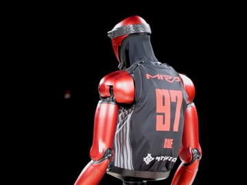 Humanoidalny robot Toyoty inspirowany sportowcem
